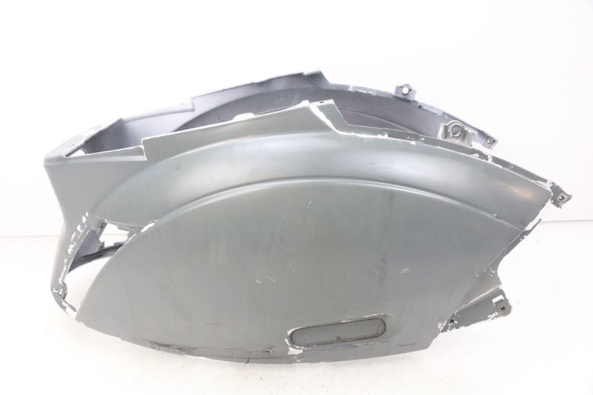 photo de CARENADO TRASERO PIAGGIO ZIP 4T 50 (2006 - 2017) - Primer plano técnico