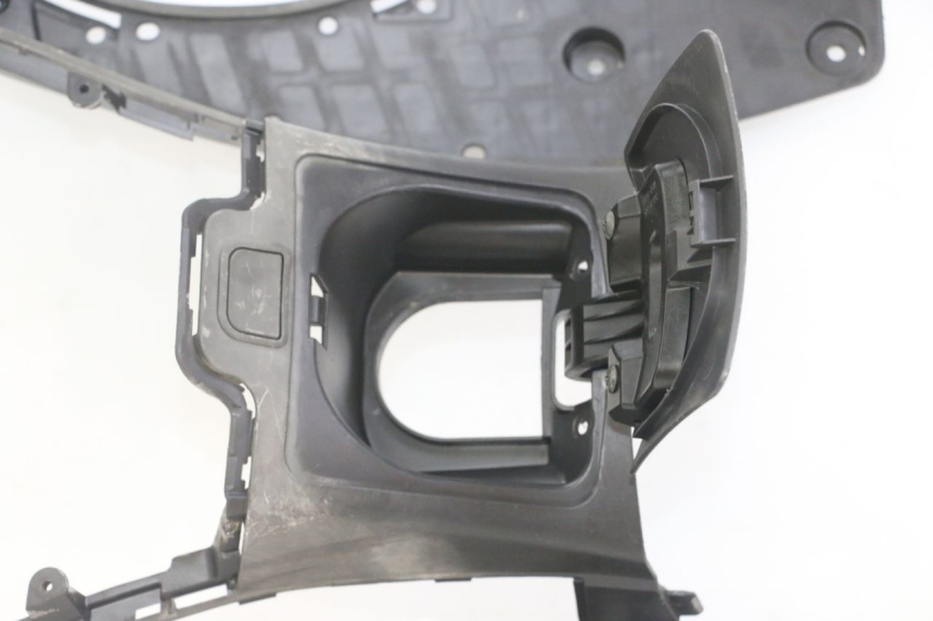 photo de TAPA DEPOSITO SUZUKI BURGMAN 125 (2007 - 2014) - Detalle de la pieza