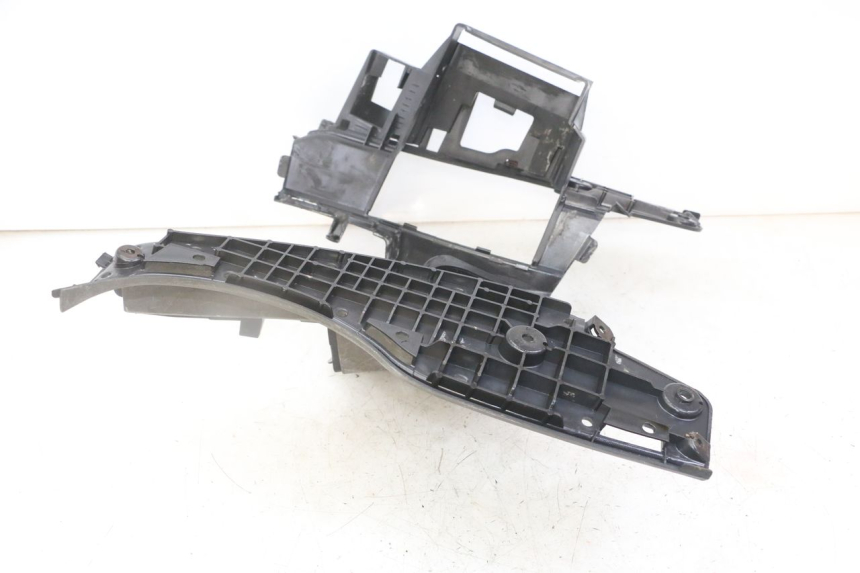 photo de TAPA DEPOSITO SUZUKI BURGMAN 125 (2007 - 2014) - Otra perspectiva