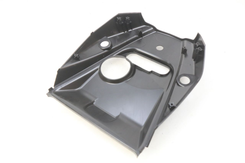 photo de CARENADO DE DEPÓSITO SYM CROX 4T 50 (2016 - 2023) - Detalle de la pieza