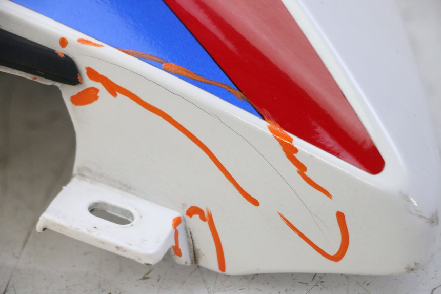 photo de TAPA DEPOSITO DERECHO BMW G310 R 310 (2016 - 2020) - Otra vista del artículo