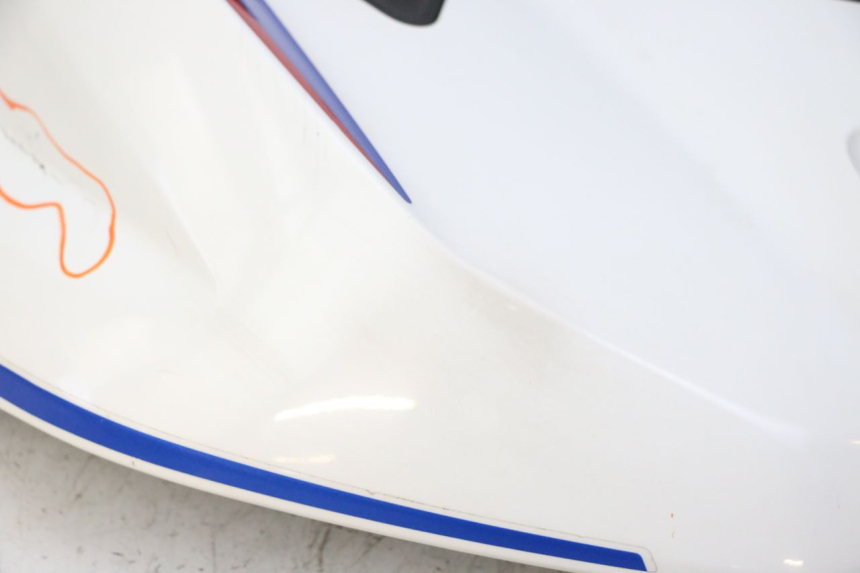 photo de TAPA DEPOSITO DERECHO BMW G310 R 310 (2016 - 2020) - Primer plano de alta resolución