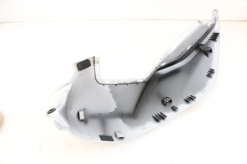 photo de TAPA DEPOSITO DERECHO YAMAHA MT-07 MT07 ABS 700 (2018 - 2020) - Zoom estado de uso