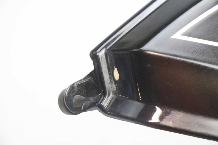 photo de TAPA DEPOSITO DERECHO CAN-AM SPYDER RS 1000 (2008 - 2012) - Detalle de la pieza