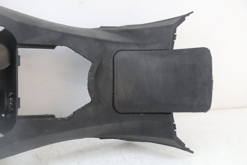 photo de TAPA DEPOSITO LONGJIA EASY MAX 125 (2020 - 2024) - Otra perspectiva