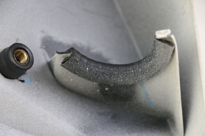 photo de TAPA DEPOSITO YAMAHA FZ1 FAZER 1000 (2007 - 2009) - Otra perspectiva