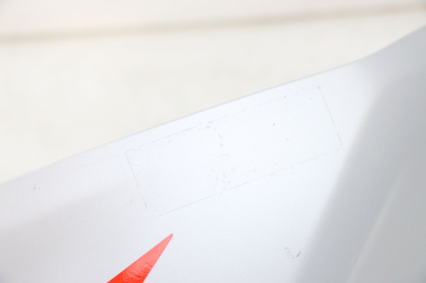 photo de TAPA DEPOSITO IZQUIERDO YAMAHA MT-07 MT07 ABS 700 (2018 - 2020) - Zoom estado de uso