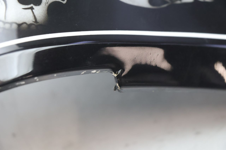 photo de TAPA DEPOSITO IZQUIERDO CAN-AM SPYDER RS 1000 (2008 - 2012) - Detalle de la pieza
