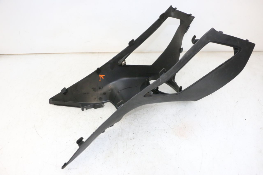 photo de TAPA DEPOSITO GILERA NEXUS 300 (2008 - 2013) - Detalle de la pieza