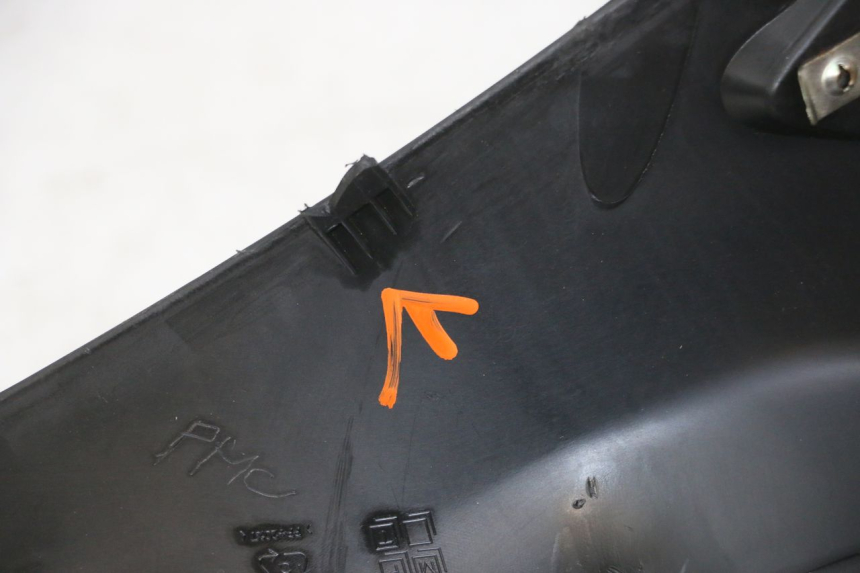 photo de TAPA DEPOSITO GILERA NEXUS 300 (2008 - 2013) - Zoom estado de uso