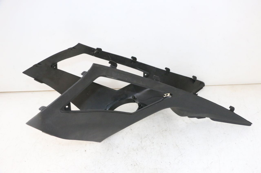 photo de TAPA DEPOSITO GILERA NEXUS 300 (2008 - 2013) - Primer plano técnico