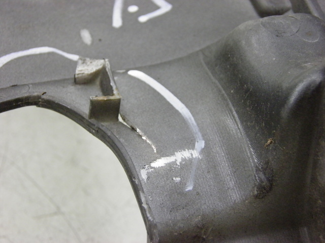 photo de TAPA DEPOSITO HONDA FES PANTHEON 125 (2003 - 2007) - Otra perspectiva