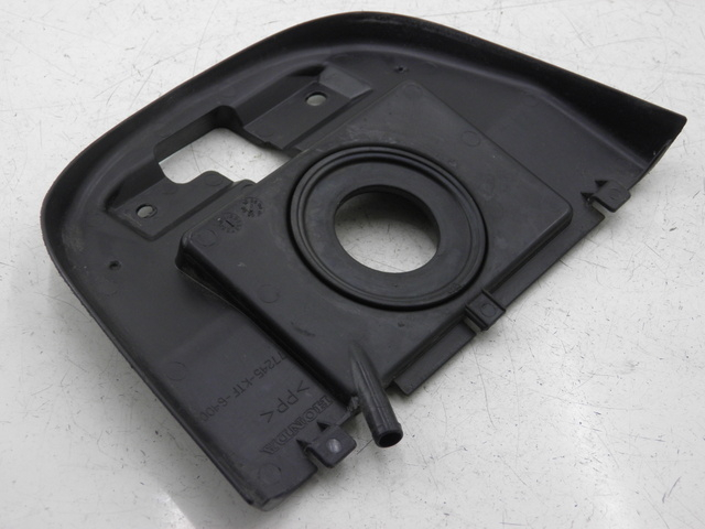 photo de TAPA DEPOSITO HONDA SH 125 (2005 - 2008) - Detalle de la pieza