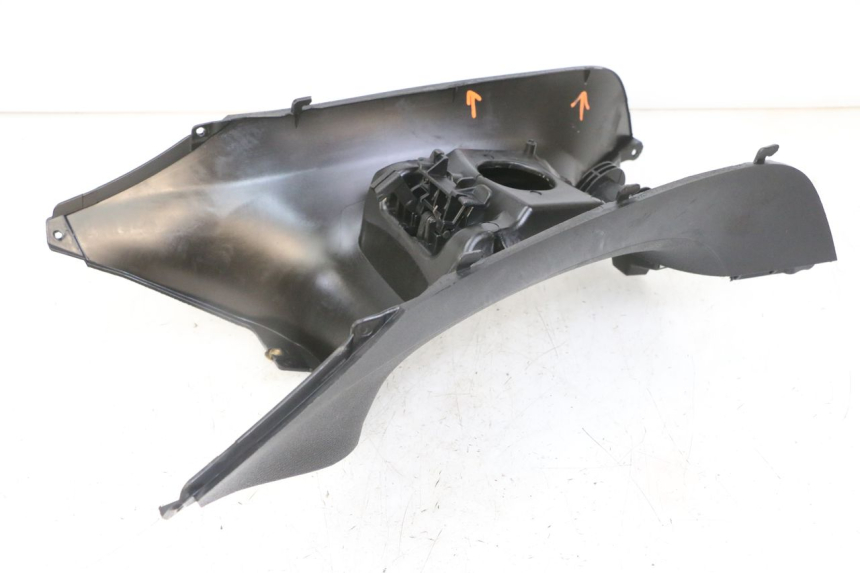 photo de TAPA DEPOSITO PIAGGIO IE MP3 YOURBAN 300 (2011 - 2016) - Recambio usado revisado