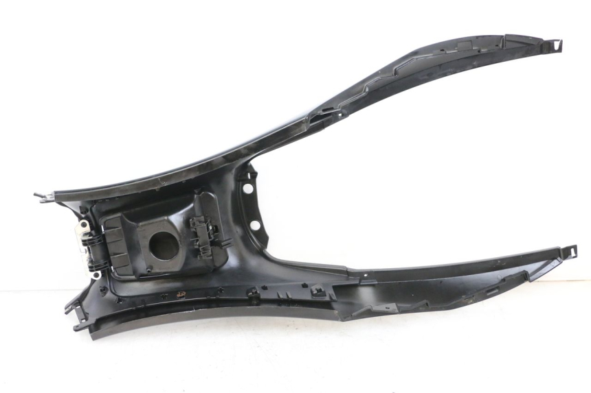 photo de TAPA DEPOSITO PIAGGIO MP3 HPE 350 (2018 - 2020) - Otra vista del artículo