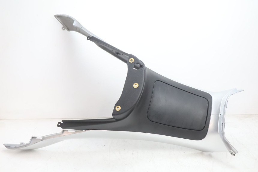 photo de TAPA DEPOSITO PIAGGIO MP3 LT 300 (2010 - 2016) - Detalle de la pieza