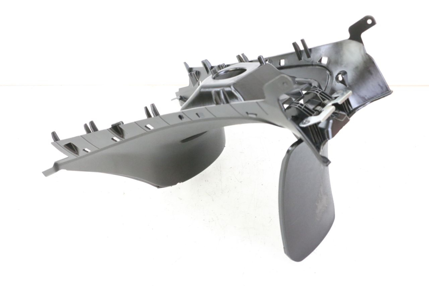 photo de CARENADO DE DEPÓSITO PIAGGIO MP3 500 (2014 - 2017) - Zoom estado de uso