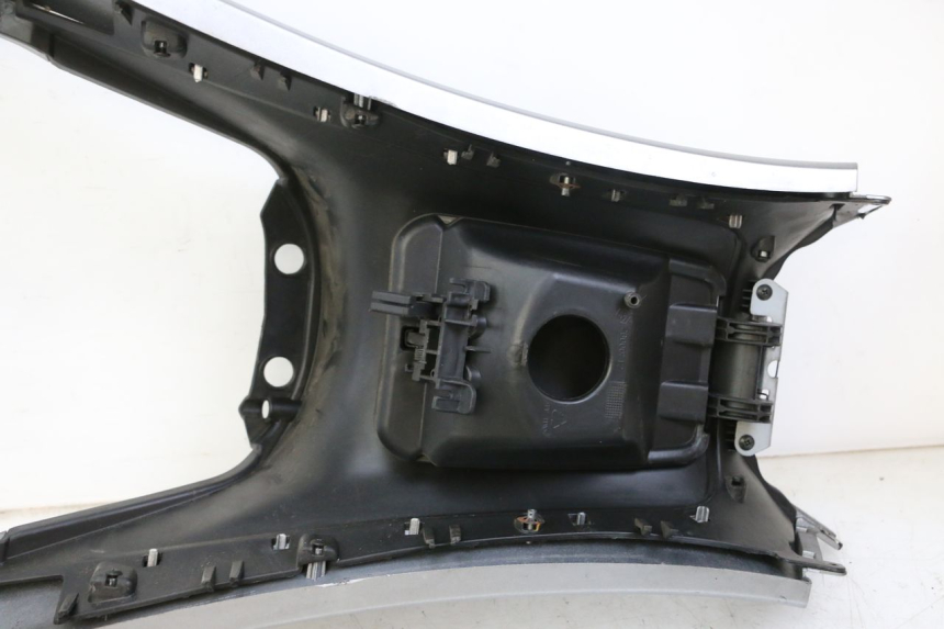 photo de CARENADO DE DEPÓSITO PIAGGIO MP3 500 (2014 - 2017) - Marcados y referencias originales