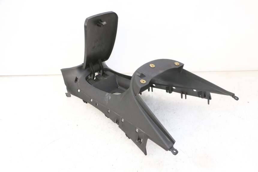 photo de TAPA DEPOSITO PIAGGIO MP3 125 (2006 - 2014) - Estado de la superficie y material