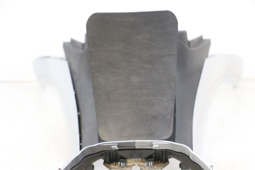 photo de CARENADO DE DEPÓSITO PIAGGIO MP3 RL 250 (2006 - 2010) - Foto de producto adicional