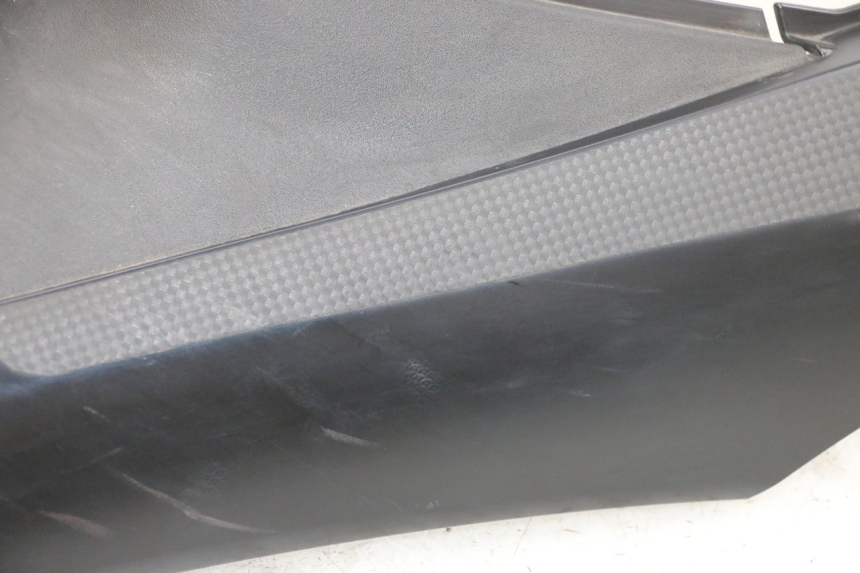 photo de TAPA DEPOSITO PIAGGIO MP3 500 (2016 - 2018) - Otra perspectiva