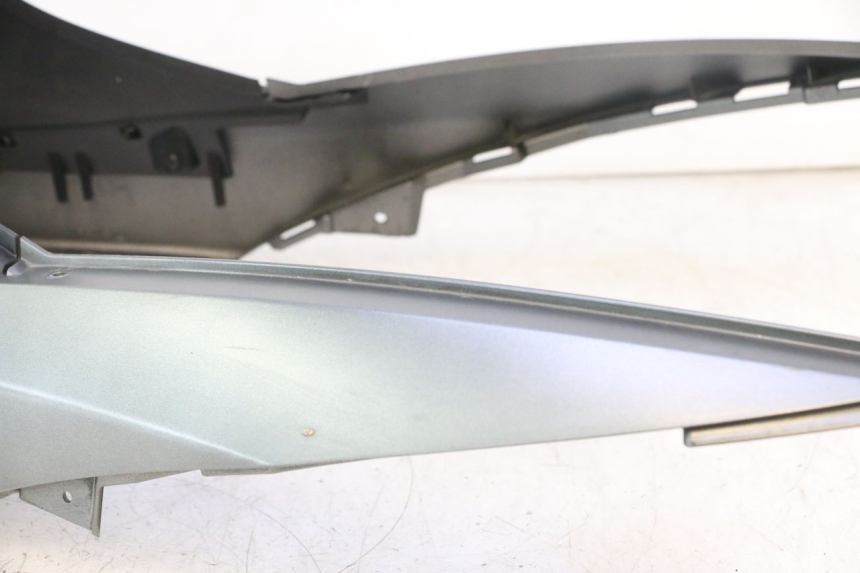 photo de TAPA DEPOSITO PIAGGIO MP3 500 (2016 - 2018) - Estado de la superficie y material