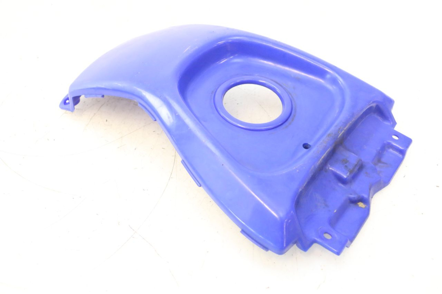 photo de TAPA DEPOSITO KYMCO MXU R 250 (2004 - 2010) - Primer plano técnico