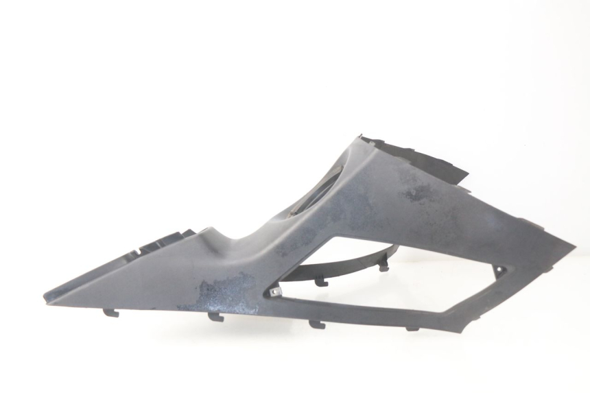 photo de CARENADO DE DEPÓSITO GILERA NEXUS 125 (2009 - 2013) - Detalles de los puntos de fijación