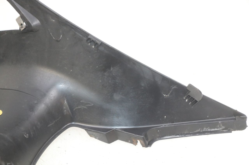 photo de CARENADO DE DEPÓSITO GILERA NEXUS 125 (2007 - 2009) - Detalles de los puntos de fijación