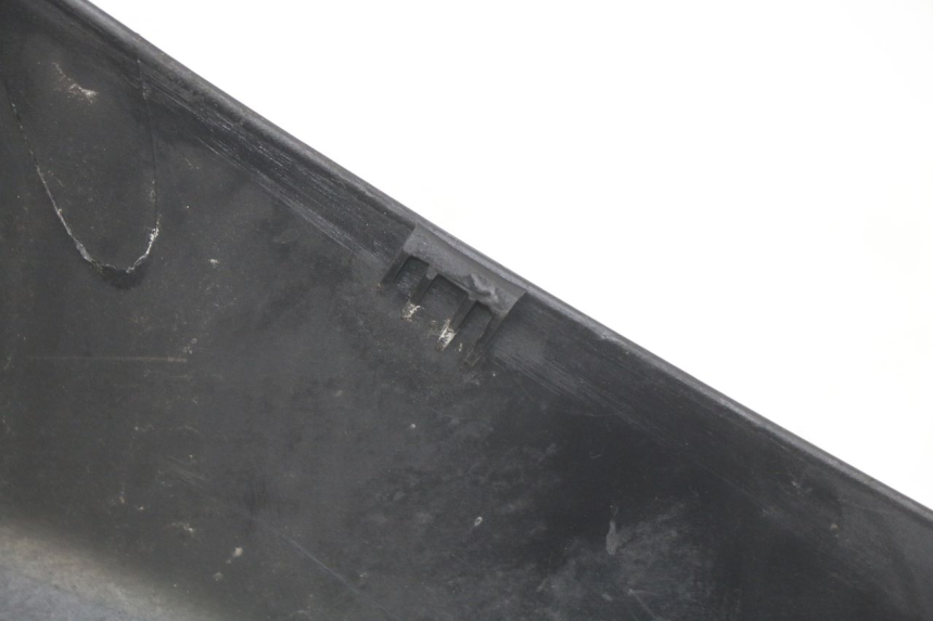 photo de CARENADO DE DEPÓSITO GILERA NEXUS 125 (2007 - 2009) - Estado de la superficie y material