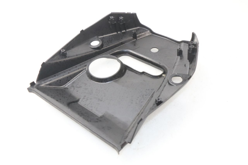 photo de TAPA DEPOSITO SYM ORBIT 2 4T 50 (2018 - 2022) - Otra perspectiva