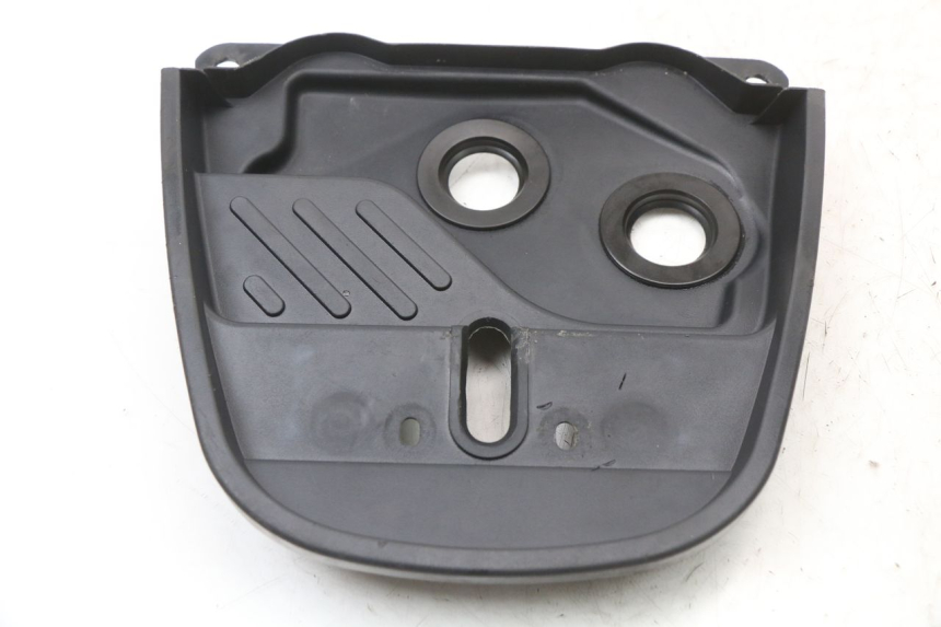 photo de CARENADO DE DEPÓSITO MBK OVETTO 2T 50 (2007 - 2017) - Detalle de la pieza