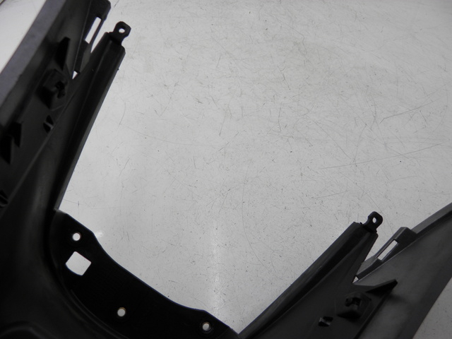 photo de TAPA DEPOSITO PIAGGIO MP3 RL 125 (2008 - 2009) - Detalle de la pieza