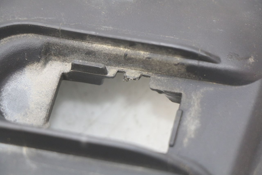 photo de CARENADO DE DEPÓSITO SUZUKI SIXTEEN 125 (2008 - 2010) - Otra perspectiva