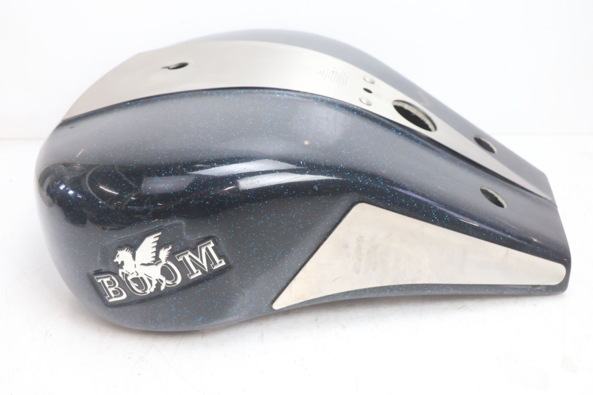 photo de TAPA DEPOSITO BOOM TRIKE FUN 500 (2004 - 2010) - Otra perspectiva