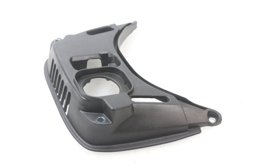 photo de CARENADO DE DEPÓSITO PIAGGIO VESPA GTS IE ABS 300 (2016 - 2018) - Otra perspectiva