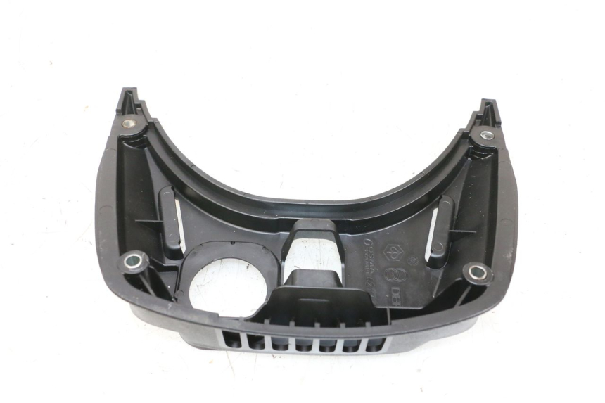 photo de CARENADO DE DEPÓSITO PIAGGIO VESPA GTS SUPER IE 125 (2009 - 2016) - Detalle de la pieza