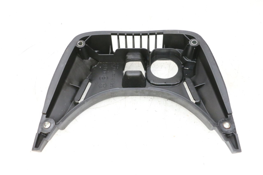 photo de CARENADO DE DEPÓSITO PIAGGIO VESPA GTS SUPER IE 125 (2009 - 2016) - Zoom estado de uso