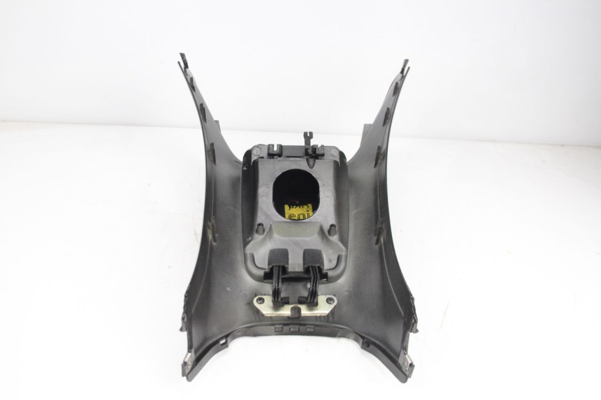 photo de CARENADO DE DEPÓSITO PIAGGIO XEVO - X EVO 125 (2007 - 2017) - Estado de la superficie y material