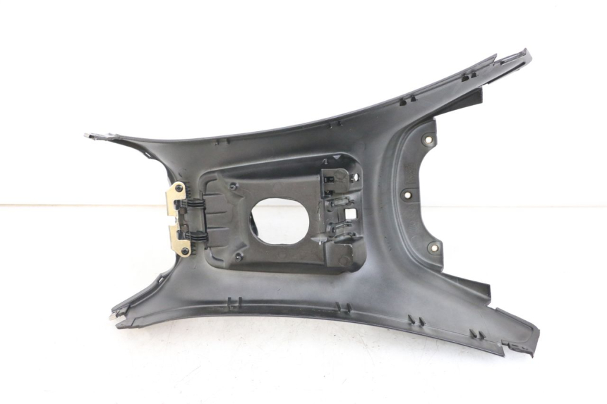 photo de CARENADO DE DEPÓSITO PIAGGIO XEVO - X EVO 125 (2007 - 2017) - Otra perspectiva