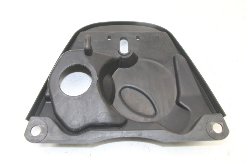 photo de CARENADO DE DEPÓSITO YAMAHA NEOS NEO'S 4T 50 (2008 - 2016) - Detalles de los puntos de fijación