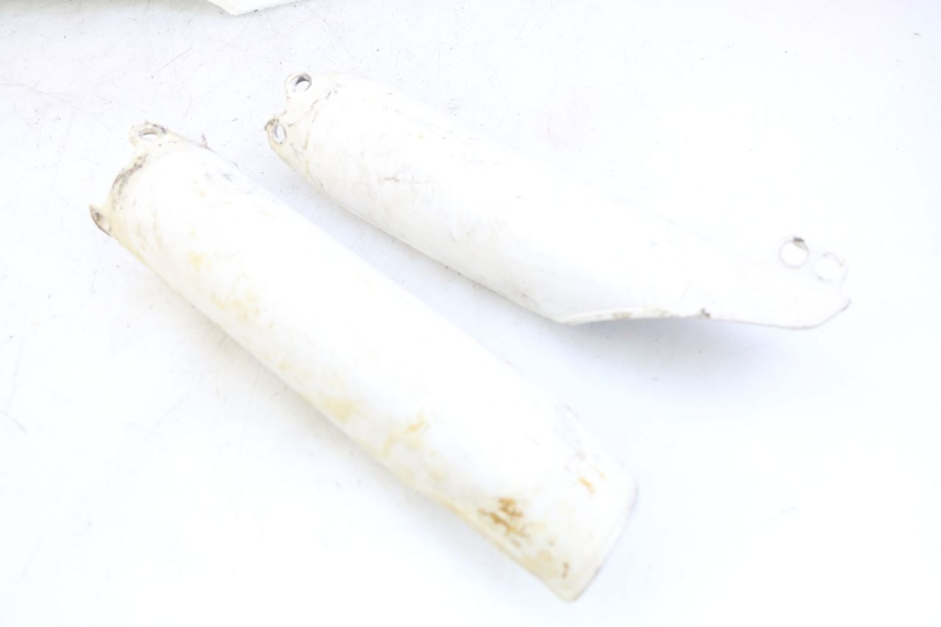 photo de CARROCERÍA CARENAJE COMPLETO HONDA CRF CR-F 450 (2009 - 2012) - Ángulo de visión alternativo