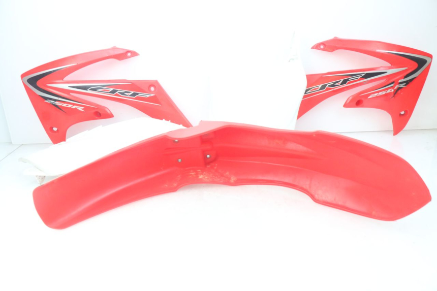 photo de CARROCERÍA CARENAJE COMPLETO HONDA CRF 250 (2013 - 2016) - Características distintivas