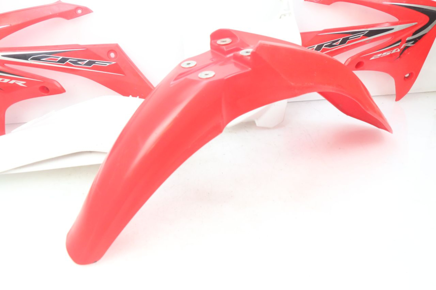 photo de CARROCERÍA CARENAJE COMPLETO HONDA CRF 250 (2013 - 2016) - Zoom sobre los componentes