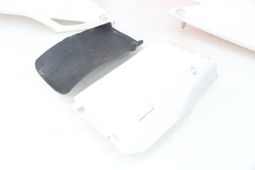 photo de CARROCERÍA CARENAJE COMPLETO HONDA CRF 250 (2013 - 2016) - Inspección visual detallada