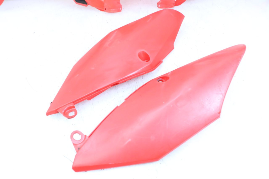 photo de COMPLETO CARENADO HONDA CRF R 250 (2020 - 2021) - Enfoque en la estructura