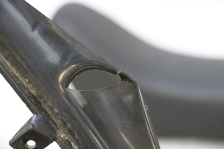 photo de COMPLETO CARENADO ORION DELTA DIRT BIKE 50 - Detalles de los puntos de fijación