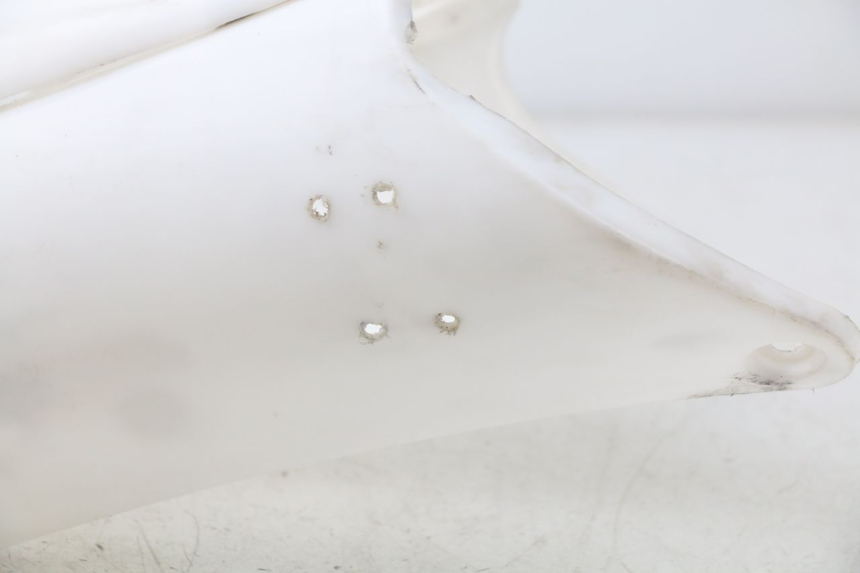 photo de CARROCERÍA CARENAJE COMPLETO CCR DIRT BIKE 125 - Detalles de los puntos de fijación