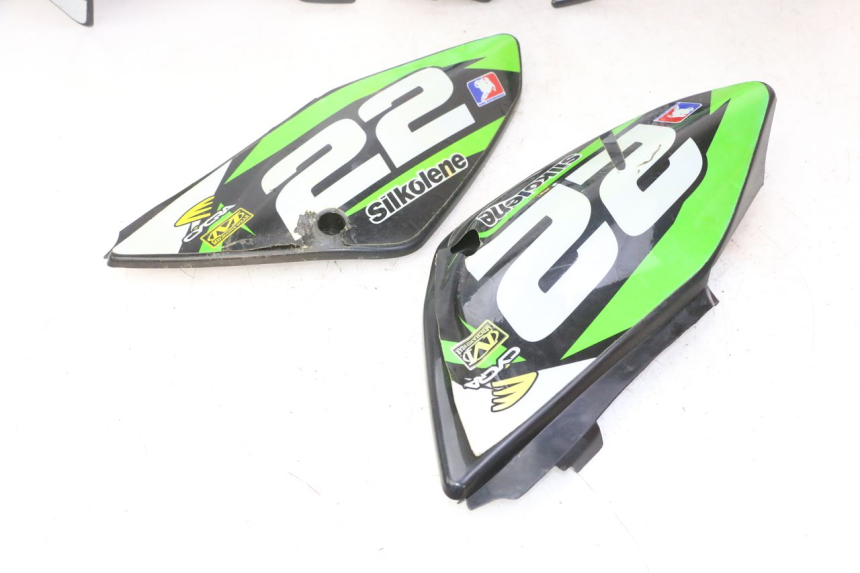 photo de COMPLETO CARENADO PROBIKE DIRT 140 - Primer plano de alta resolución