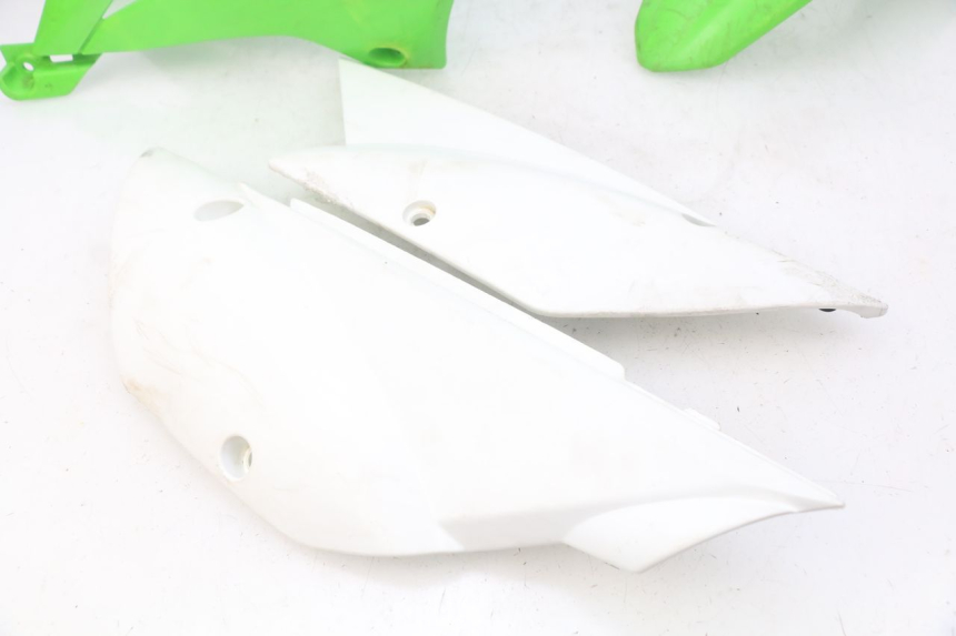 photo de CARROCERÍA CARENAJE COMPLETO KAWASAKI KLX 110 (2010 - 2022) - Otra perspectiva